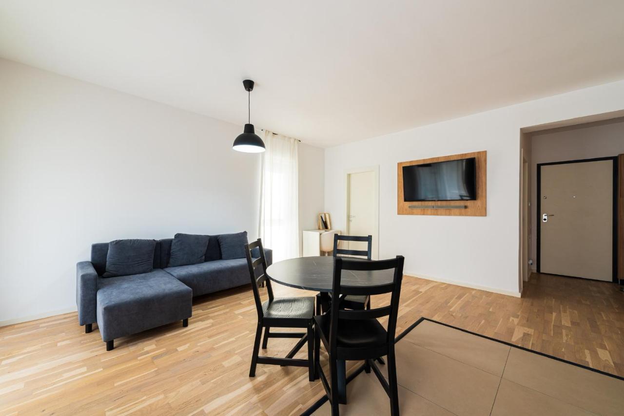 Sara - Stylish Apt With Balcony Near Piata Obor Bükreş Dış mekan fotoğraf