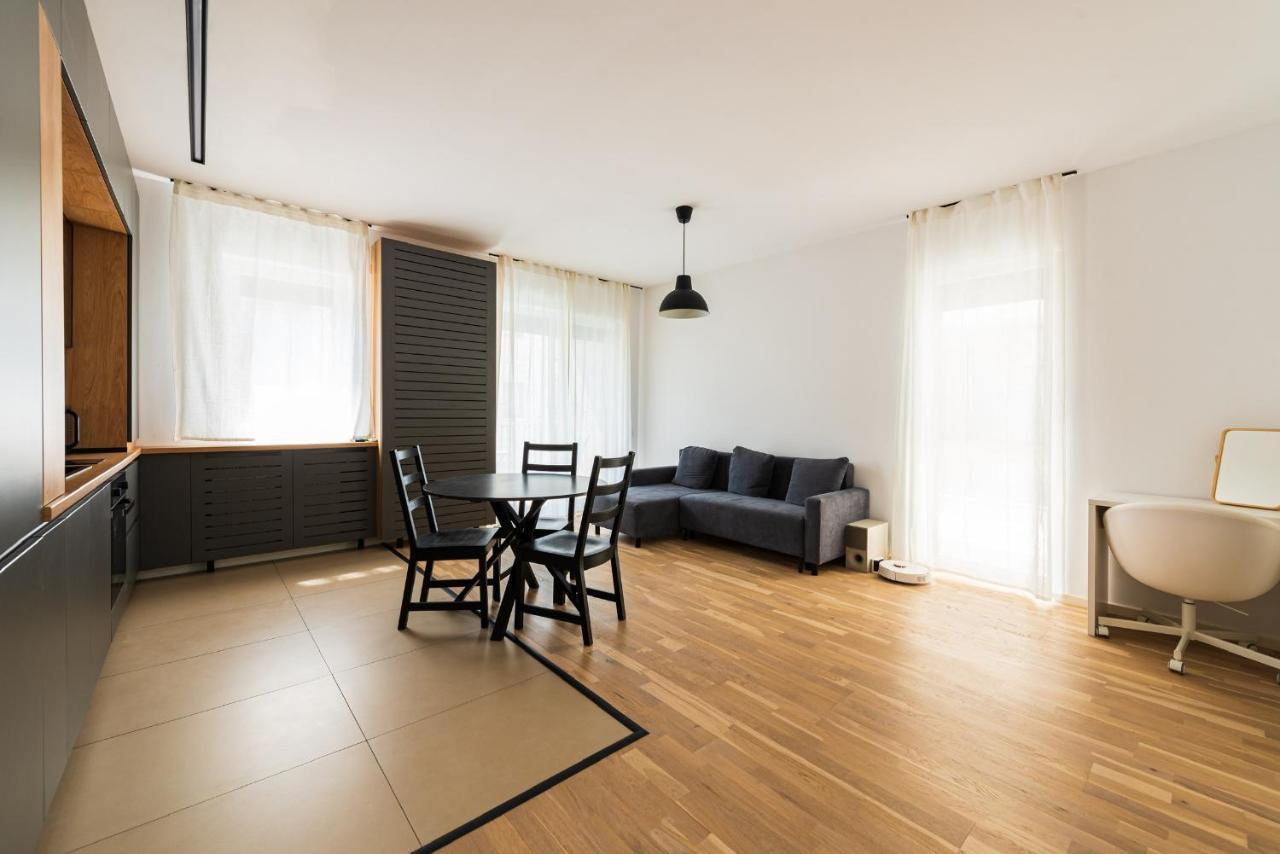 Sara - Stylish Apt With Balcony Near Piata Obor Bükreş Dış mekan fotoğraf