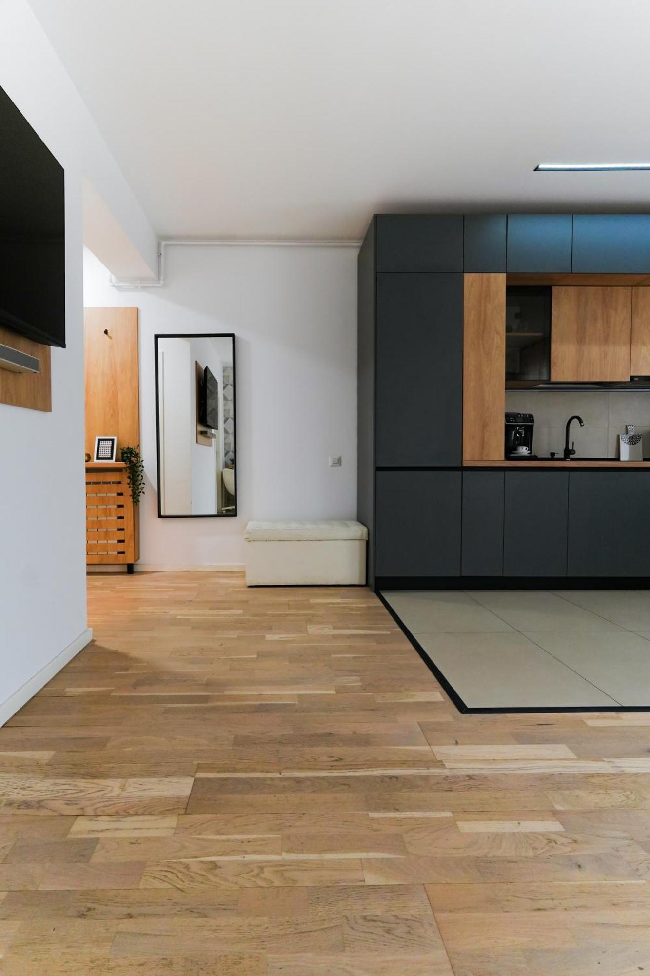 Sara - Stylish Apt With Balcony Near Piata Obor Bükreş Dış mekan fotoğraf